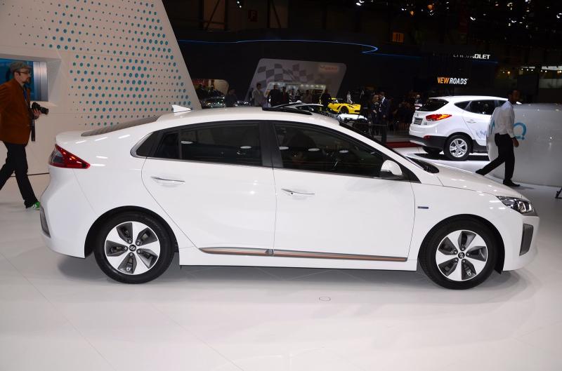  - Genève 2016 live : Hyundai Ioniq 1