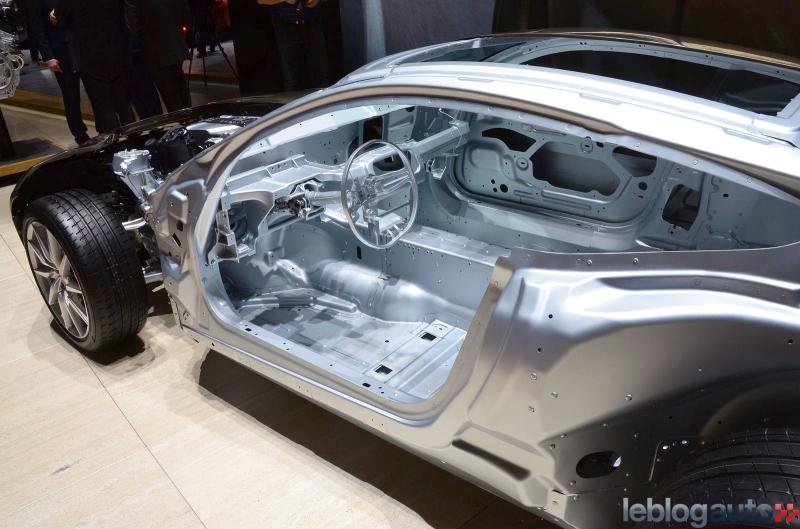  - Genève 2016 live : Aston Martin DB11 1