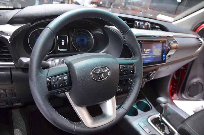  - Genève 2016 live : Toyota Hilux 1