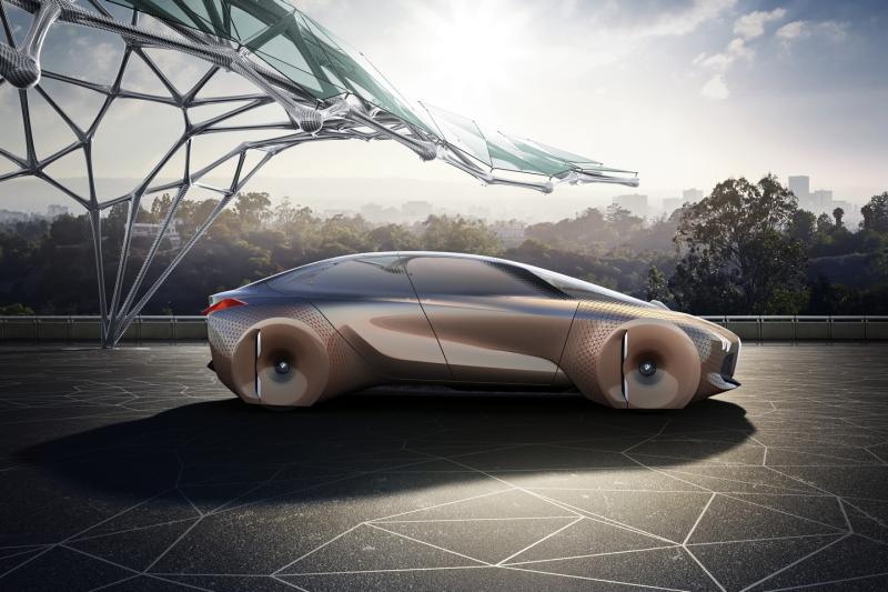  - Les 100 prochaines années de l'automobile selon BMW 1