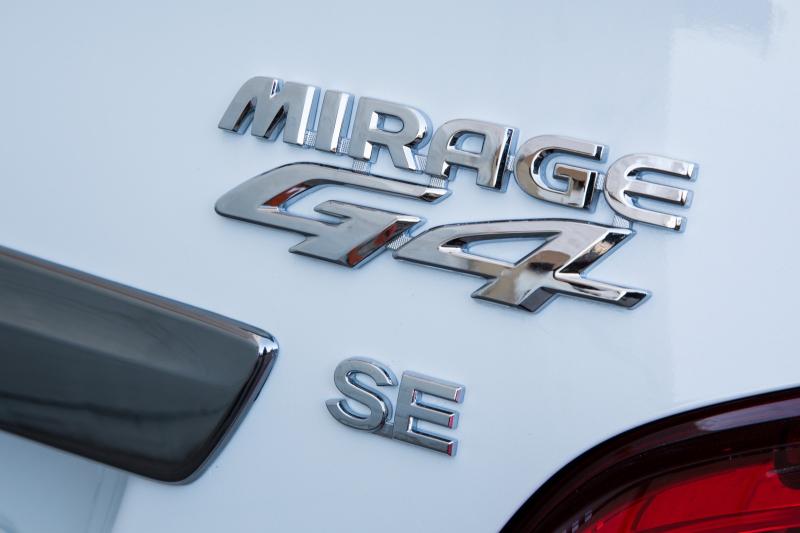  - New York 2016 : Mitsubishi Mirage G4 1
