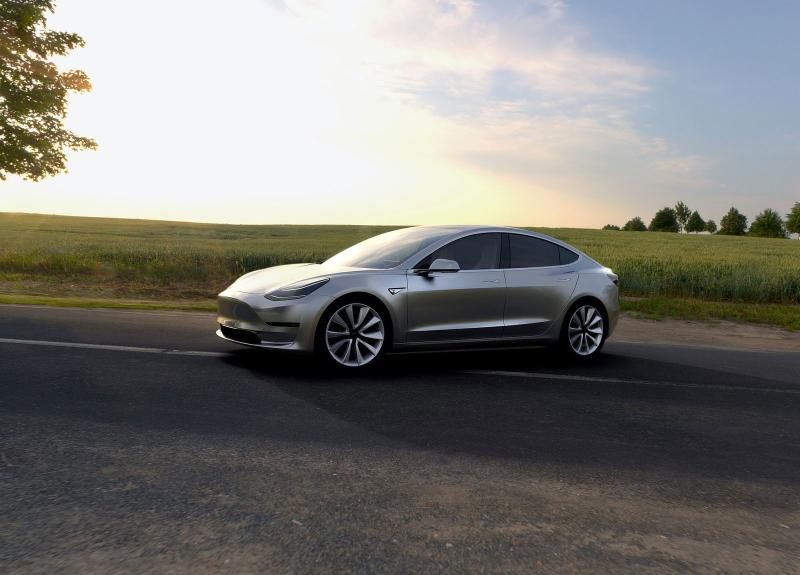 Tesla Model 3, grandes ambitions 1