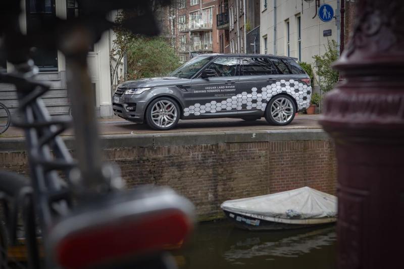 - Jaguar Land Rover soutient une harmonisation autour du véhicule autonome 1