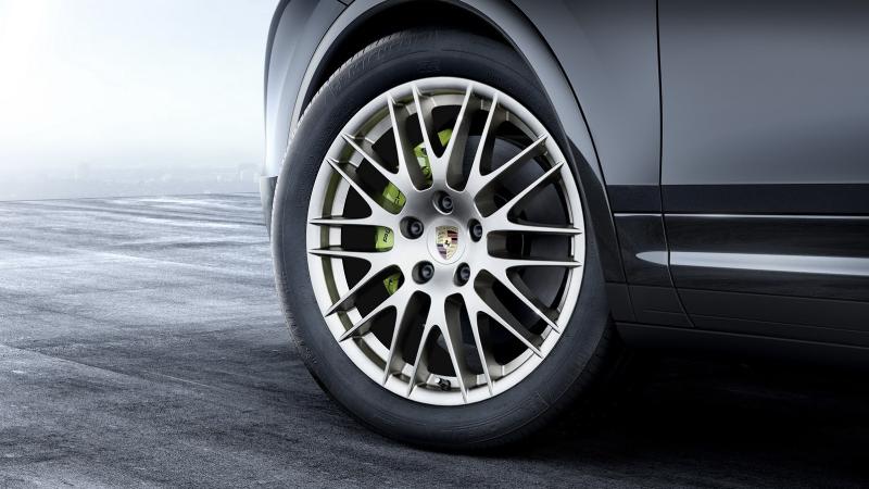  - Porsche Cayenne Platinum Edition : nouvel opus 1