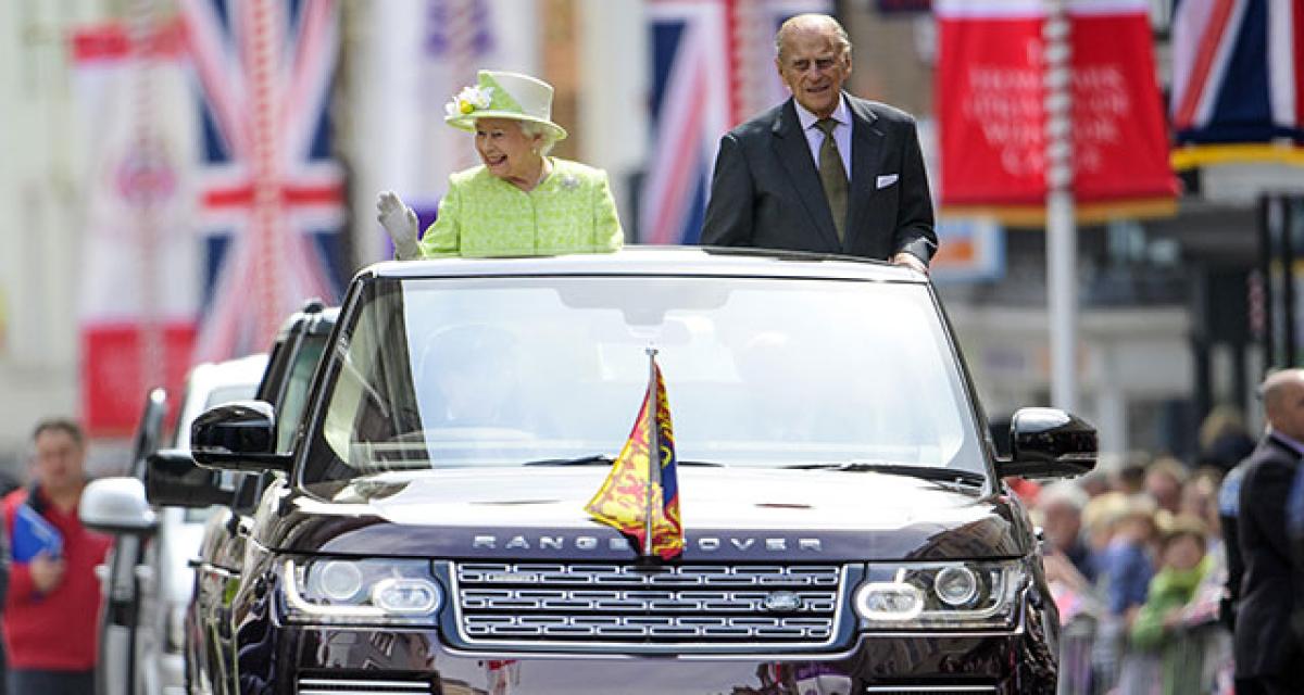 La Reine lance le Royaume-Uni dans la course à la voiture autonome