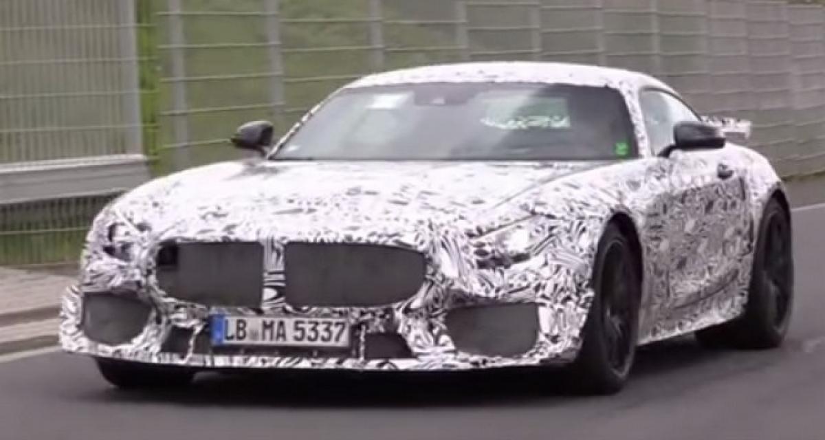 Spyshot : la Mercedes-AMG GT-R s'annonce