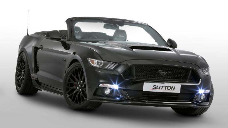  - Clive Sutton et la Ford Mustang 1