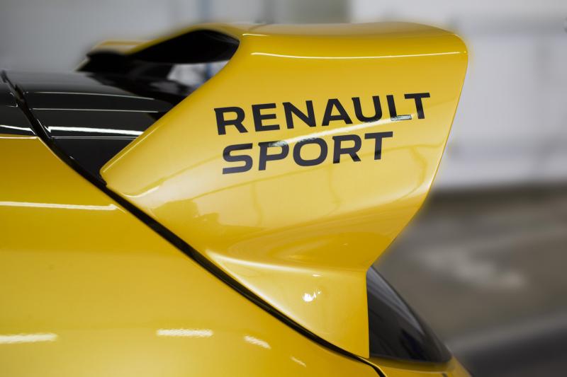 - Renault dévoile une Clio R.S. 16 de 275 ch encore à l'état de concept 1