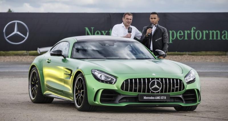  - Une Mercedes-AMG LH, Lewis Hamilton, poussée par le pilote