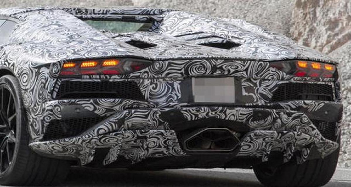 Spyshot : Lamborghini peaufine le restylage de l'Aventador