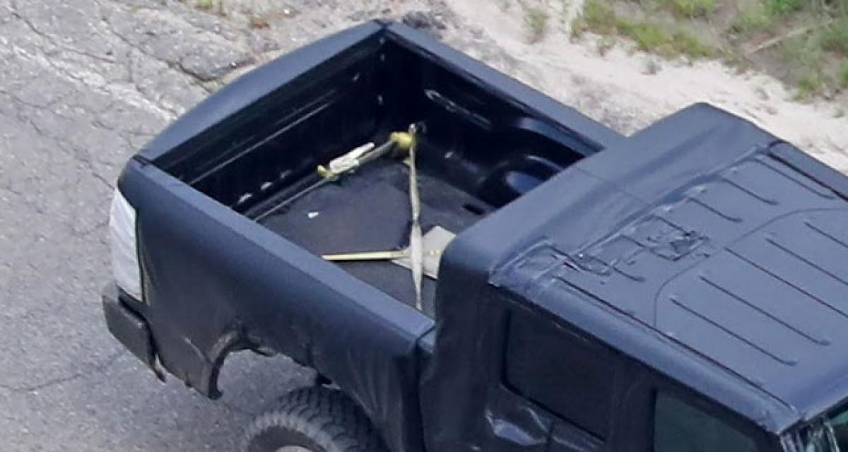 Spyshots : Jeep Wrangler Pick-up