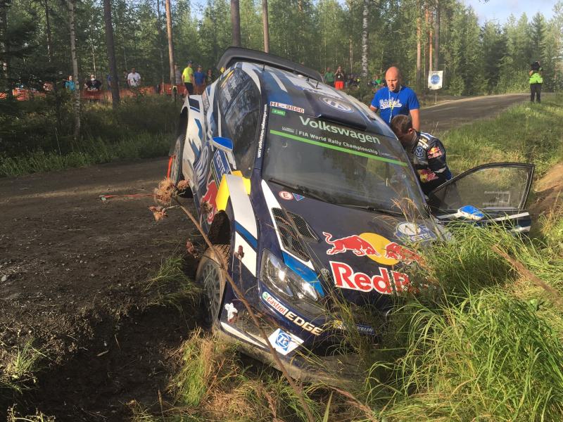 WRC - Finlande ES1-ES15 : Ogier se sort, Meeke déchaîné 1
