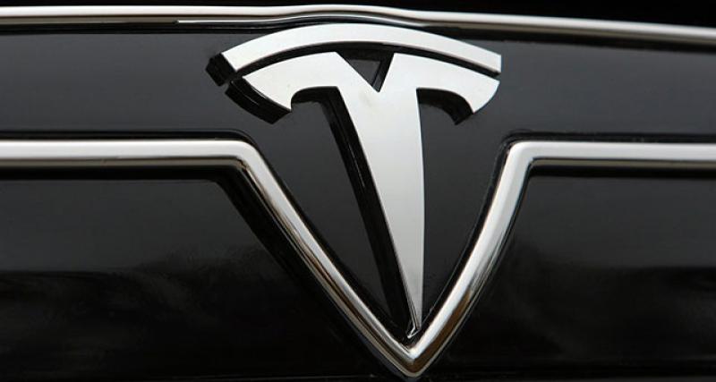  - Tesla, Model Y et minibus