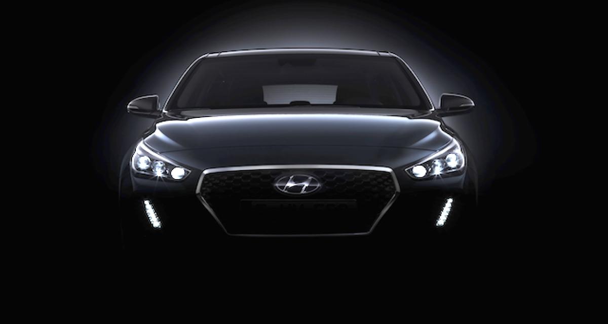 Hyundai tease l'i30
