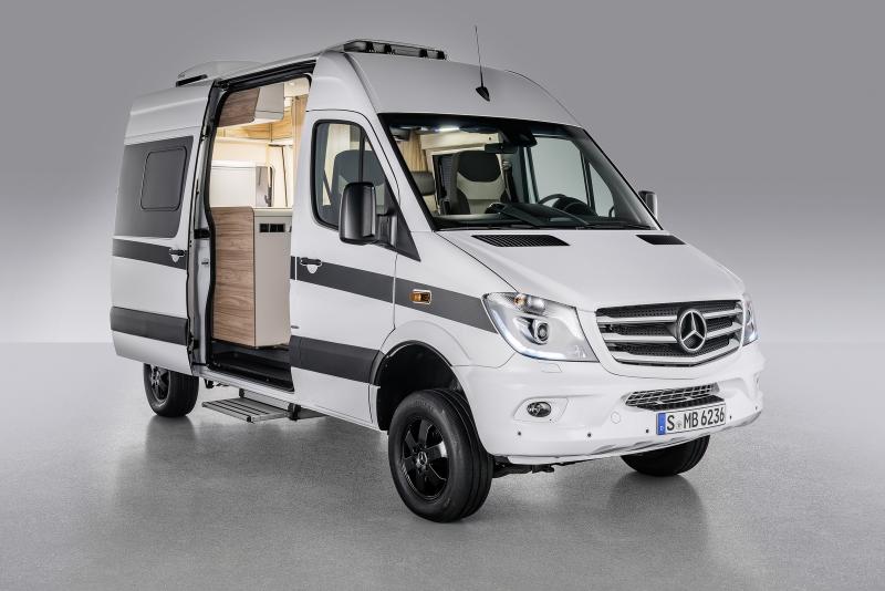  - Düsseldorf 2016 : Mercedes part en camping 1