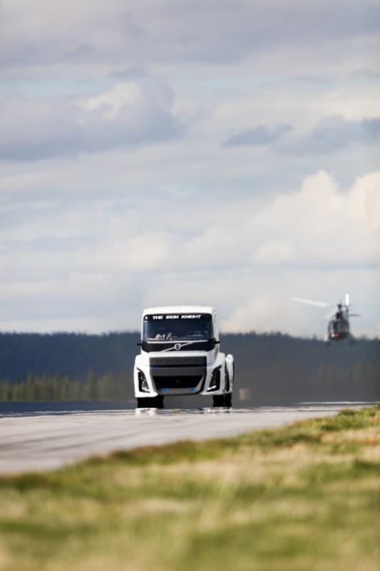  - Records du monde de vitesse en camion : Boije Ovebrink remet ça 1