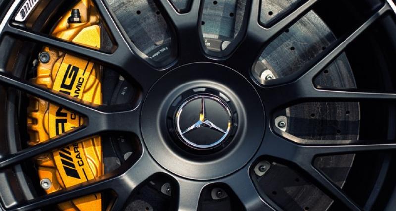  - Paris 2016 : la Mercedes-AMG R50 se profile