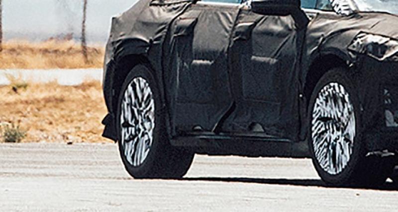  - Spyshots : le SUV de Faraday Future en trek dans le désert