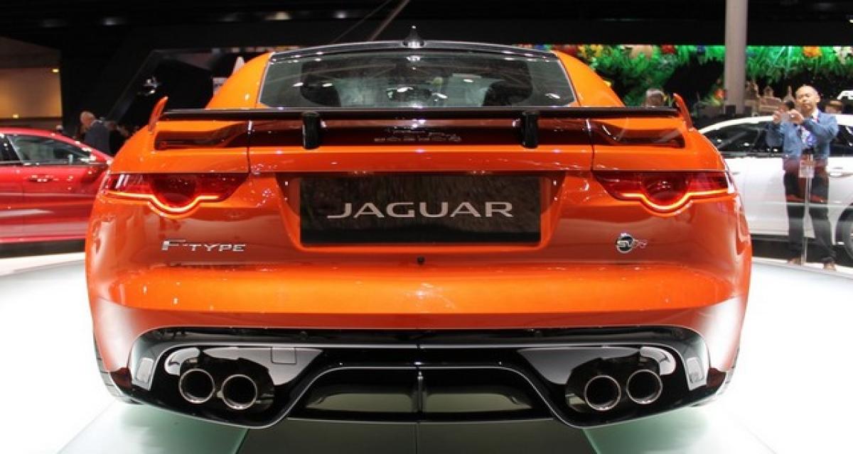 Paris 2016 live : Jaguar F-Type SVR