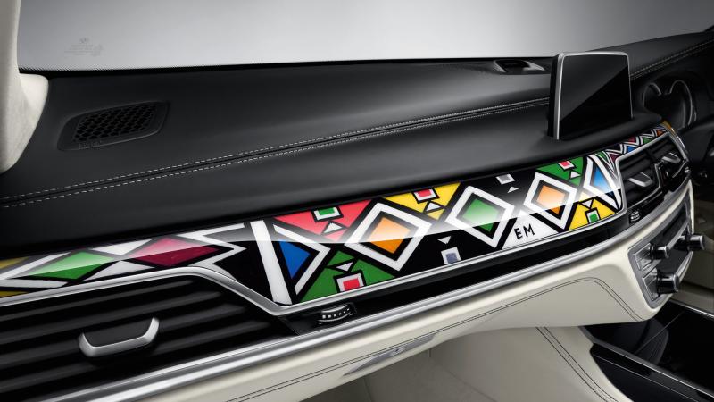  - Une BMW Série 7 signée Esther Mahlangu 1