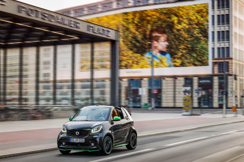  - Paris 2016 : Smart Fortwo, Fortwo Cabrio et Forfour Electric Drive 1