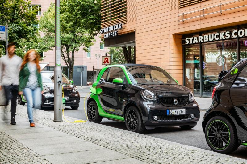  - Paris 2016 : Smart Fortwo, Fortwo Cabrio et Forfour Electric Drive 1
