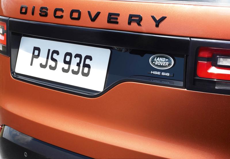  - Paris 2016 : le Land Rover Discovery 5 monte en gamme 1