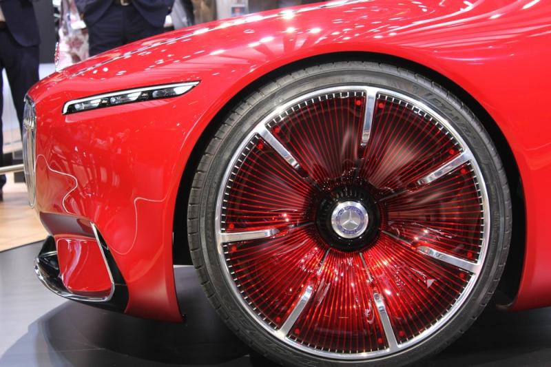  - Paris 2016 live : Vision Mercedes-Maybach 6 1