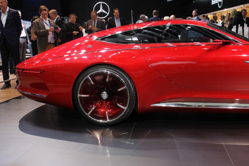  - Paris 2016 live : Vision Mercedes-Maybach 6 1