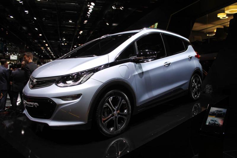  - Paris 2016 live : Opel Ampera-e 1