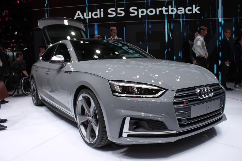  - Paris 2016 live : Audi S5 Sportback 1