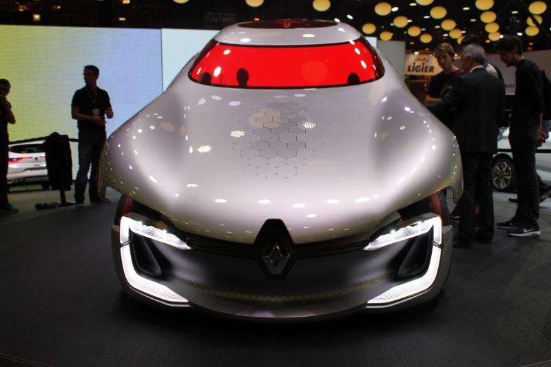  - Paris 2016 live : Renault Trezor Concept 1