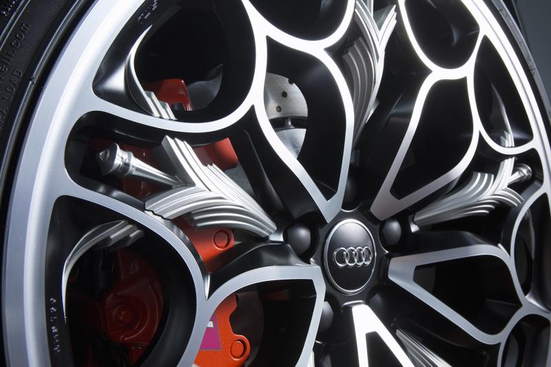  - Audi R8 Kingsglaive : Final Fantasy XV au Mondial de l'Automobile 1