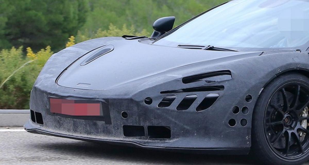 Spyshot : la remplaçante de la McLaren 650S toujours bien camouflée