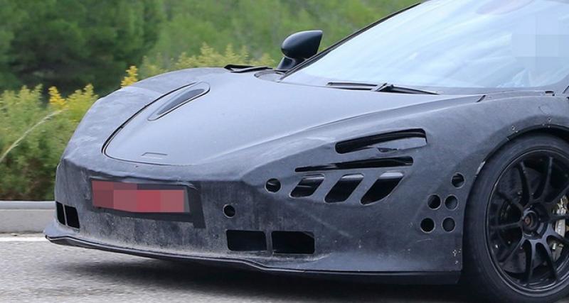 - Spyshot : la remplaçante de la McLaren 650S toujours bien camouflée