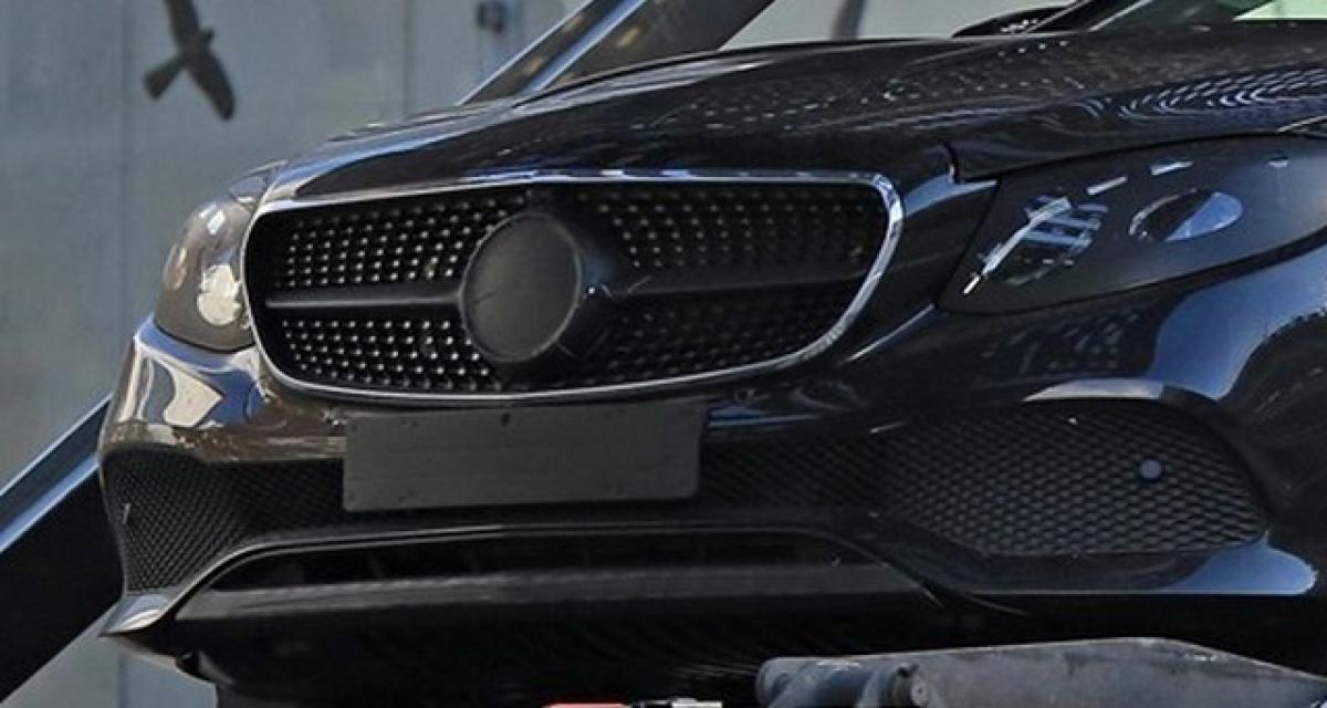 Spyshot : la Mercedes Classe E Coupé ne cache quasiment plus rien