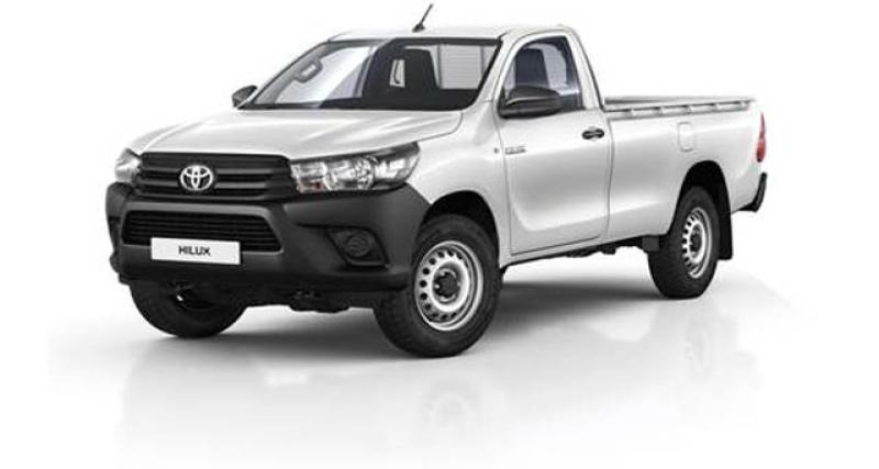  - Le Toyota Hilux simple cabine disponible en deux roues motrices