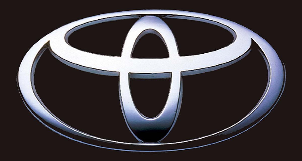 Toyota se lance officiellement dans l’électrique