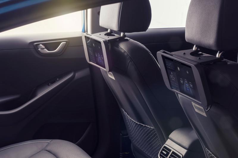  - Los Angeles 2016 : une Hyundai Ioniq autonome 1