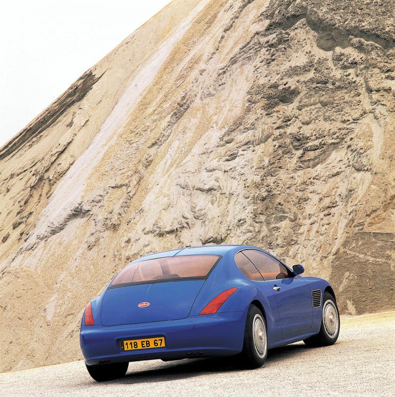  - Les concepts ItalDesign : Bugatti EB118 (1998) 1