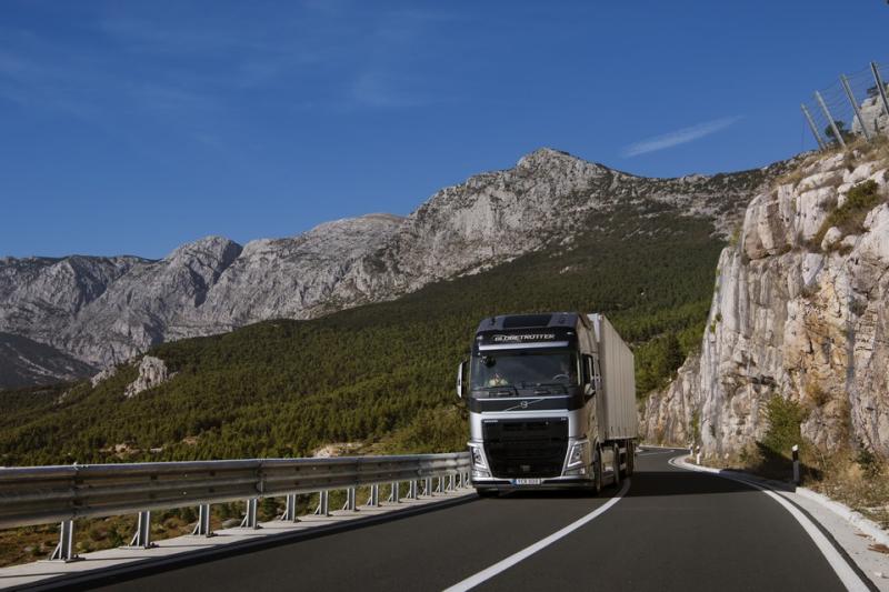  - Le camion et le parapente 1