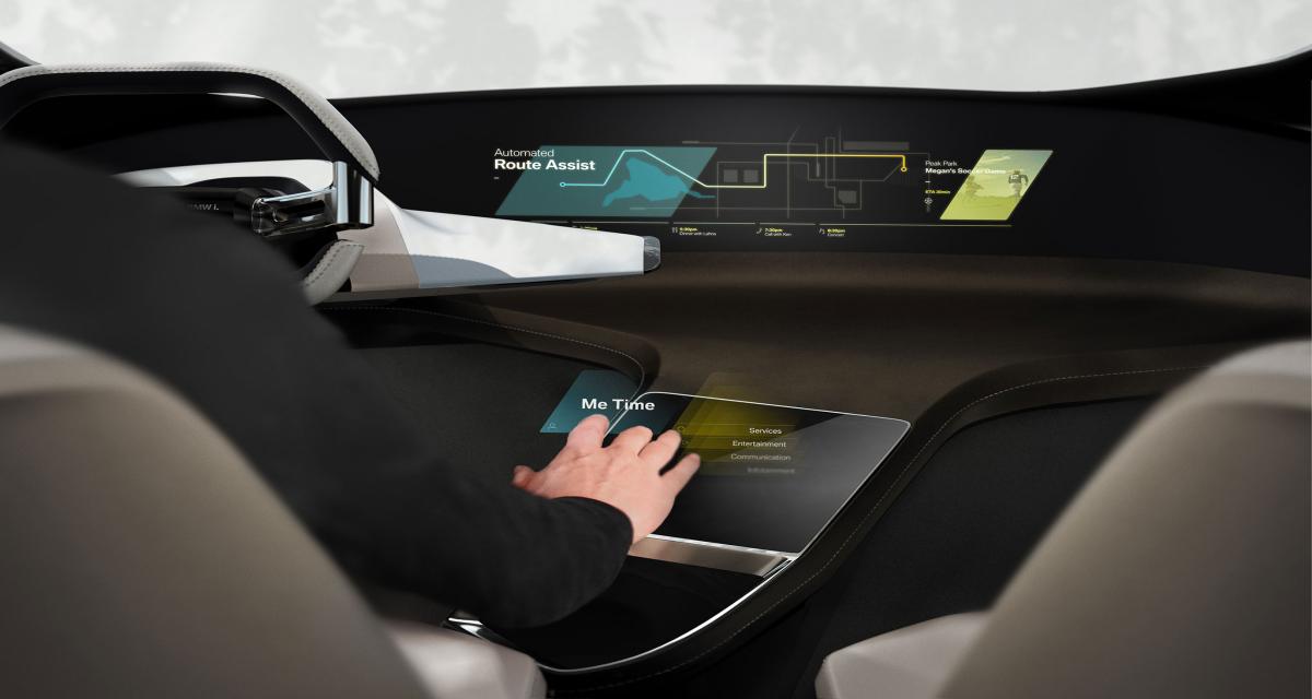 CES 2017 : BMW HoloActive Touch
