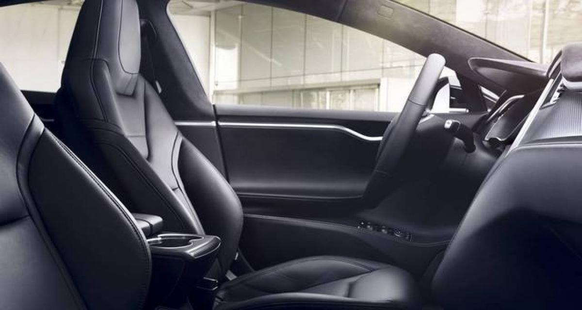 Tesla : l'environnement intérieur avec une pointe de Volvo