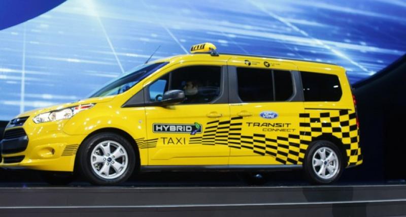  - Ford Transit Connect hybride : taxi et prototype