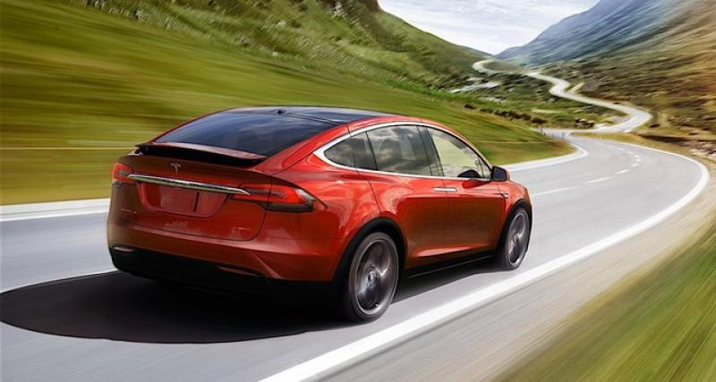  - Tesla et des mises à jour conséquentes tous les 12 mois à 18 mois