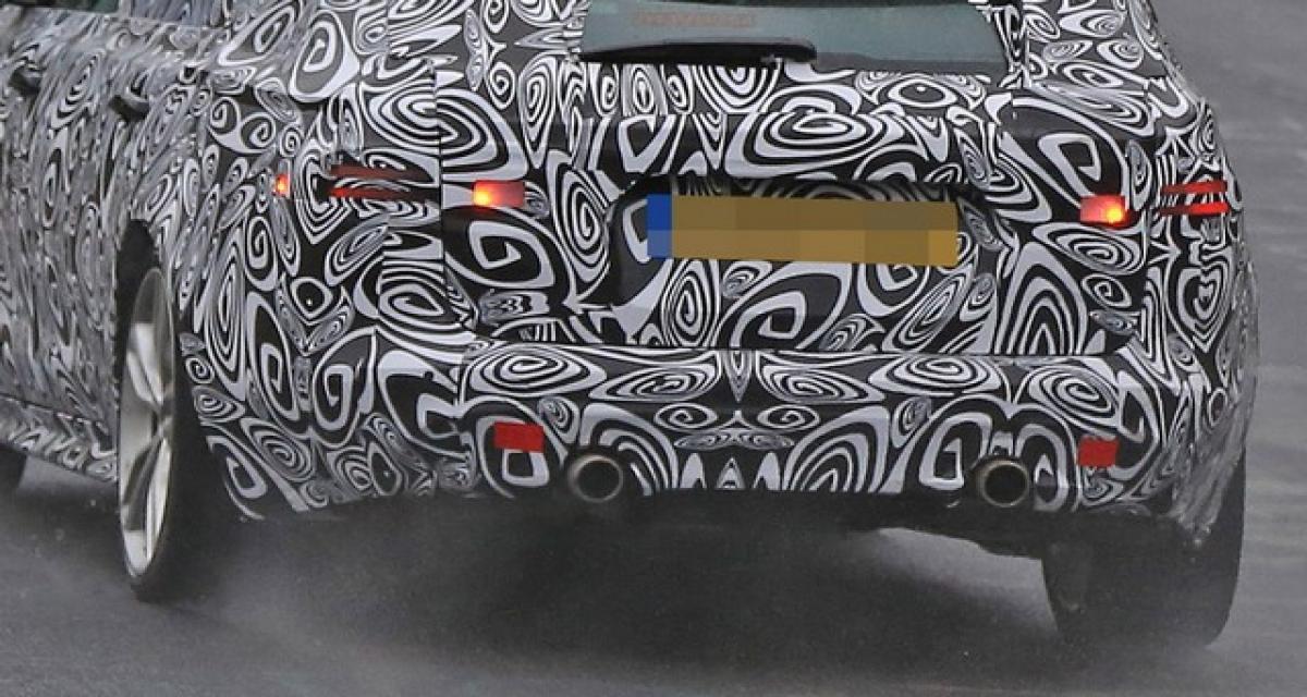 Spyshot : la Jaguar XF Sportbrake continue son développement