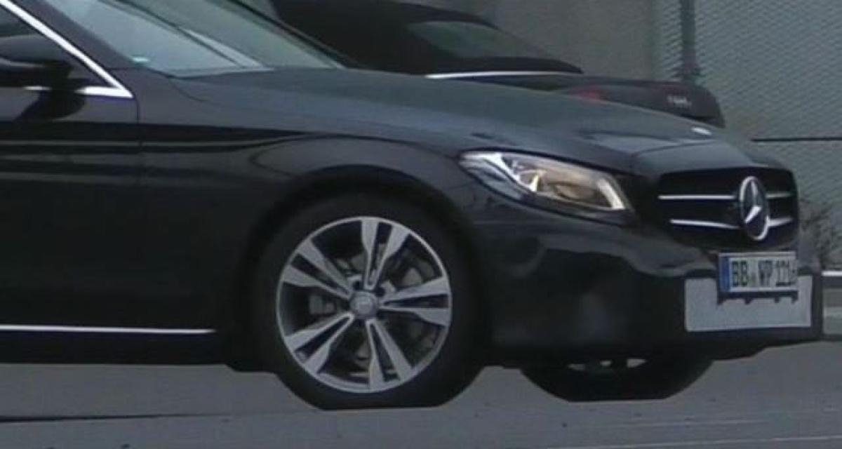 Spyshots Mercedes Classe C reliftée avec système Kers