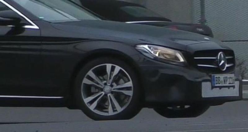  - Spyshots Mercedes Classe C reliftée avec système Kers