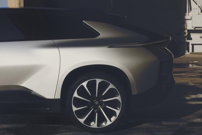  - CES 2017 : Faraday Future FF91 1