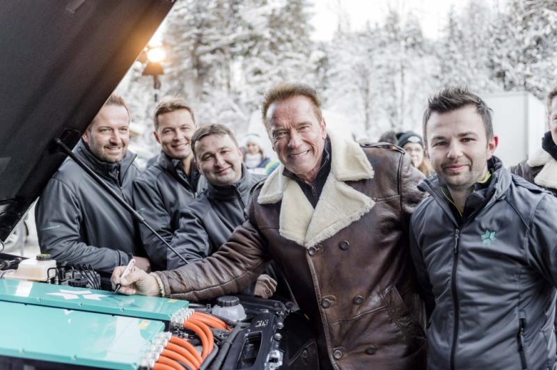 Arnold Schwarzenegger s'offre un Mercedes Classe G électrifié 1